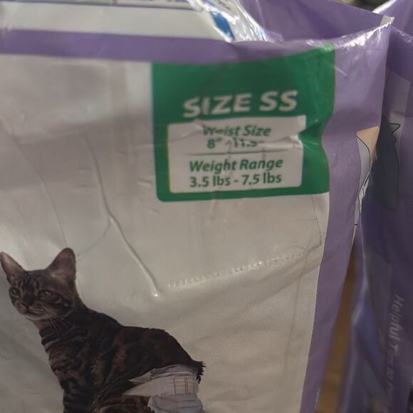Hartz Comfitables Cat Diapers, Size x-small 17 Count - Picture 7 of 7